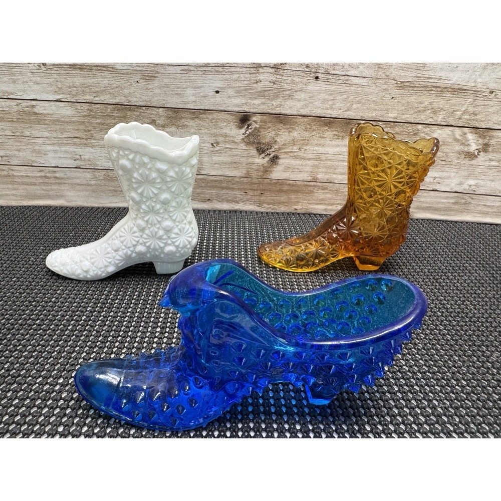 Lot 3 VTG Daisy & Button Act Cats Head Fenton Glass Boot Shoe Cobalt Amber White